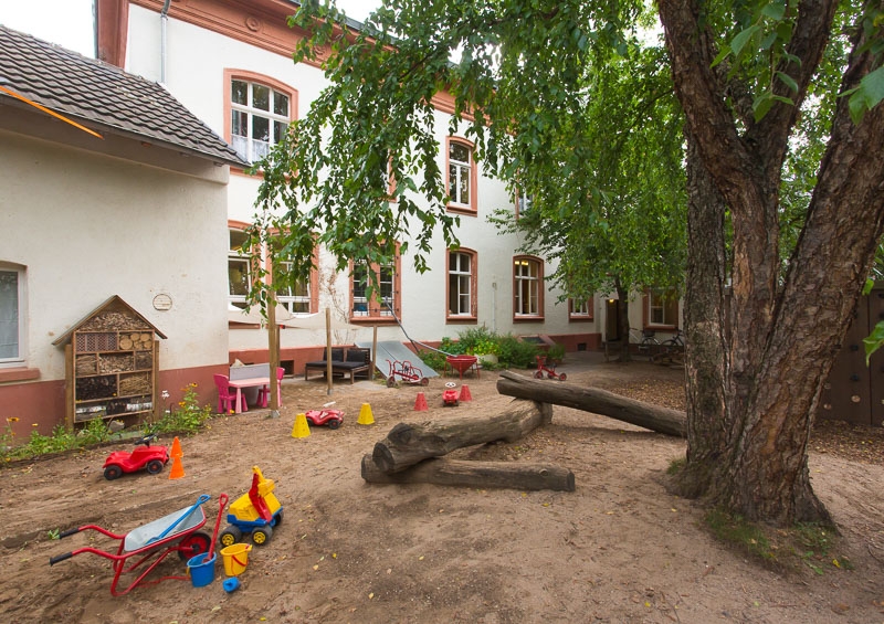 Städt. Kindertageseinrichtung "Windrad" - Bornheim